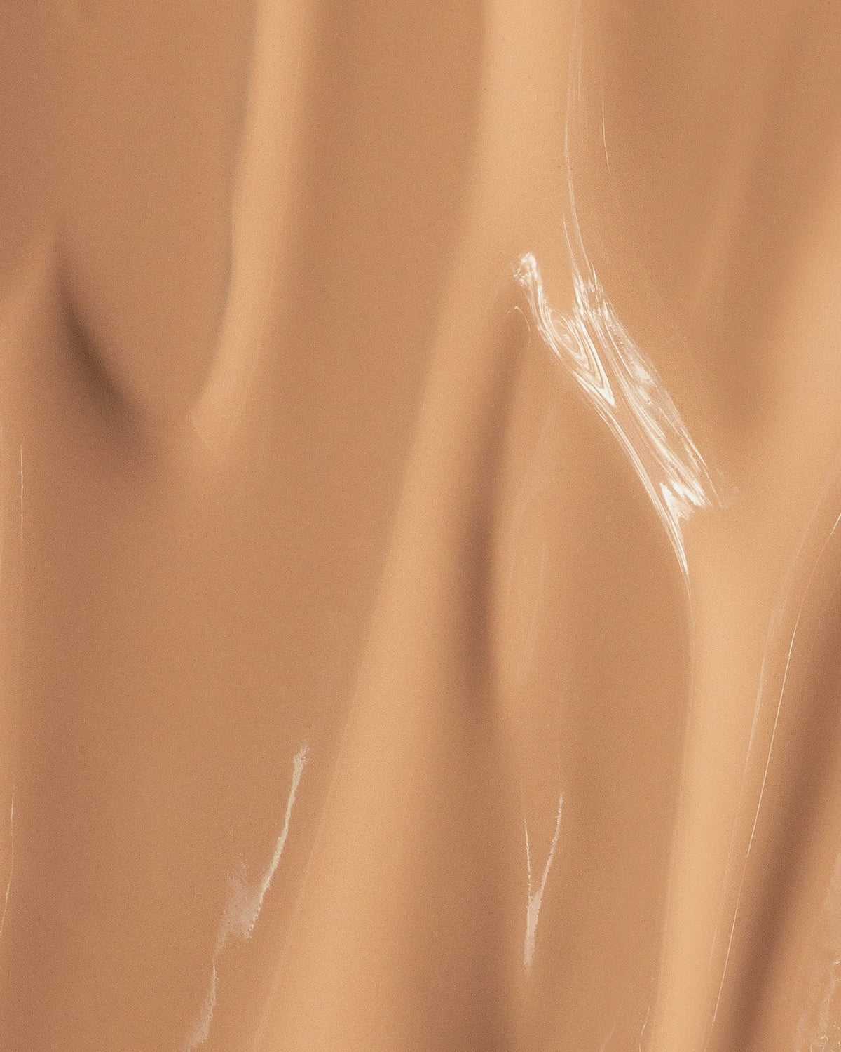 Fond de teint éclat SPF20 SKIN EQUAL #50 GOLDEN SAND